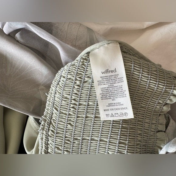 Wilfred Genoa Blouse - size Small - Picture 3 of 3